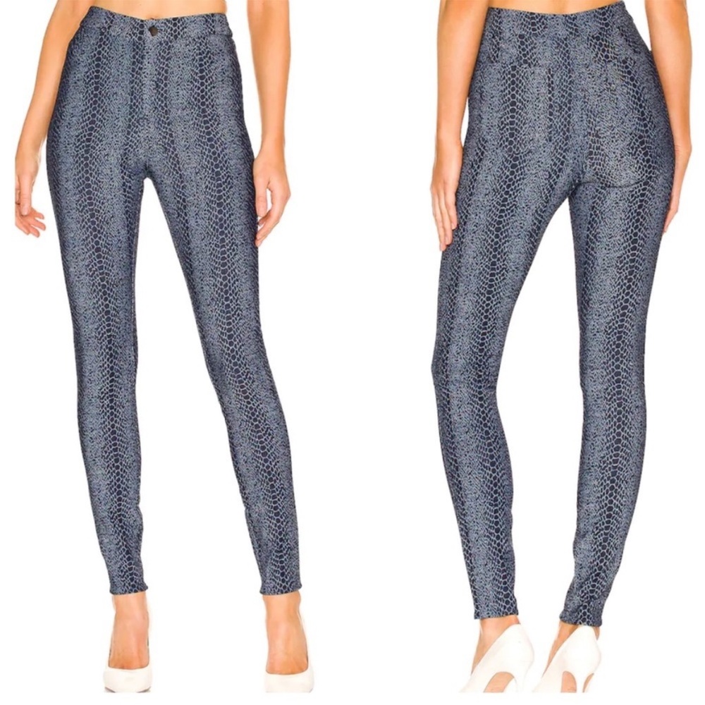 SUPERDOWN NWT DARLENE HIGH WAISTED PANT IN BLUE SNAKE SMALL HIGH RISE